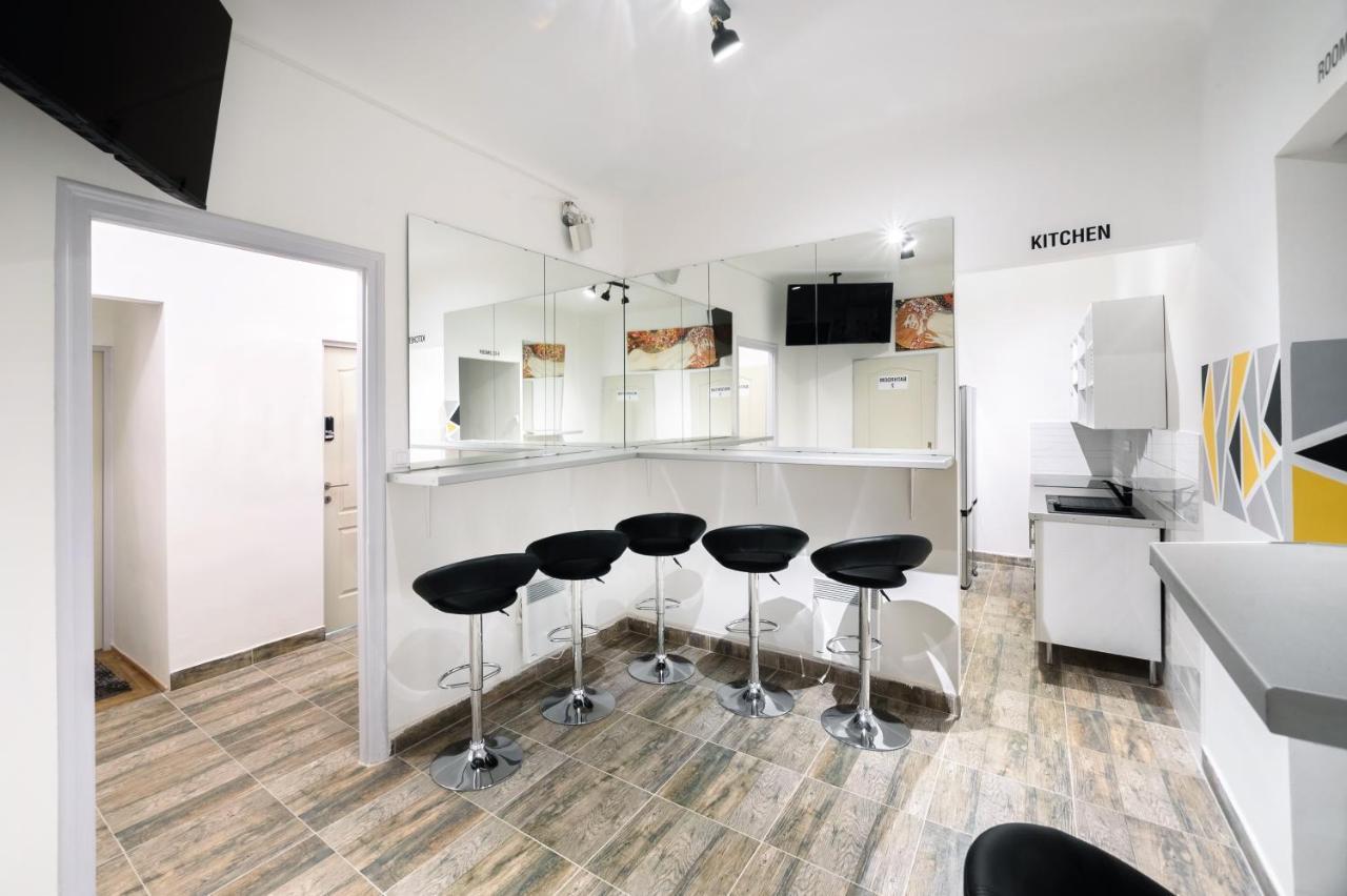 Buda Centre Homes By The Allee Shopping Mall Budapest Luaran gambar