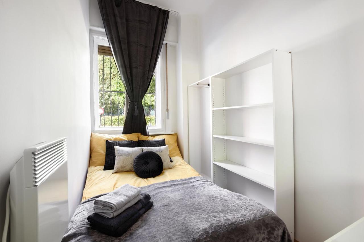Buda Centre Homes By The Allee Shopping Mall Budapest Luaran gambar