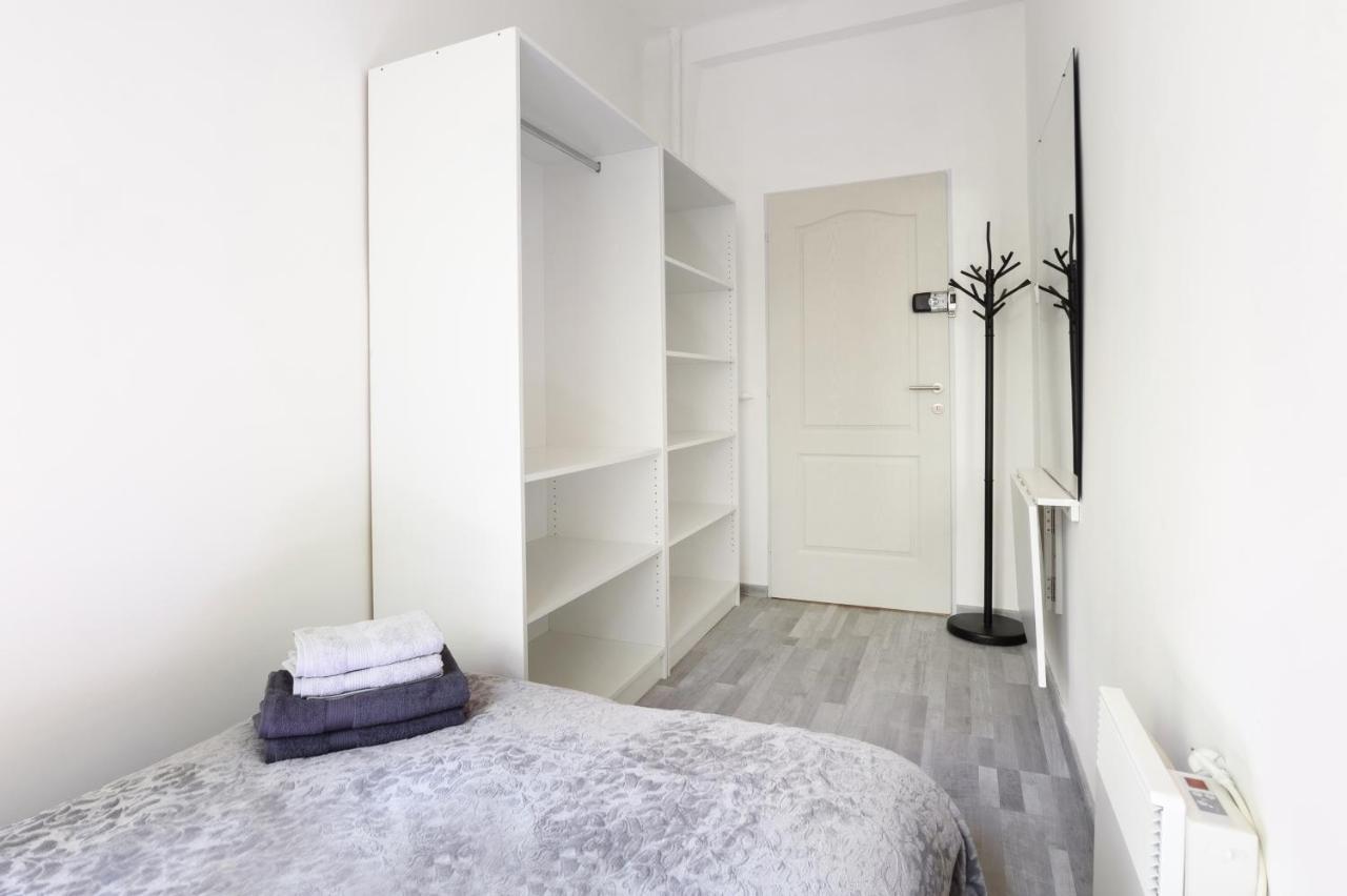 Buda Centre Homes By The Allee Shopping Mall Budapest Luaran gambar