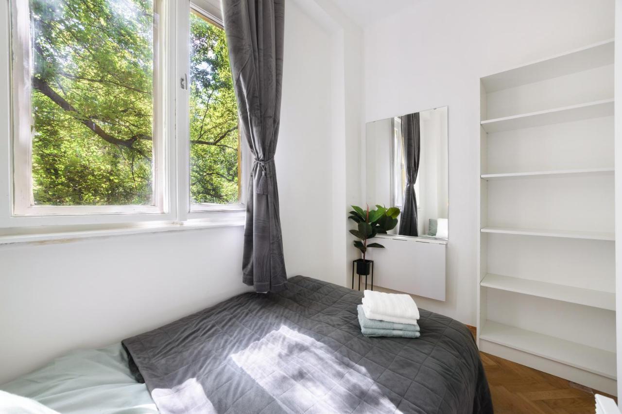 Buda Centre Homes By The Allee Shopping Mall Budapest Luaran gambar